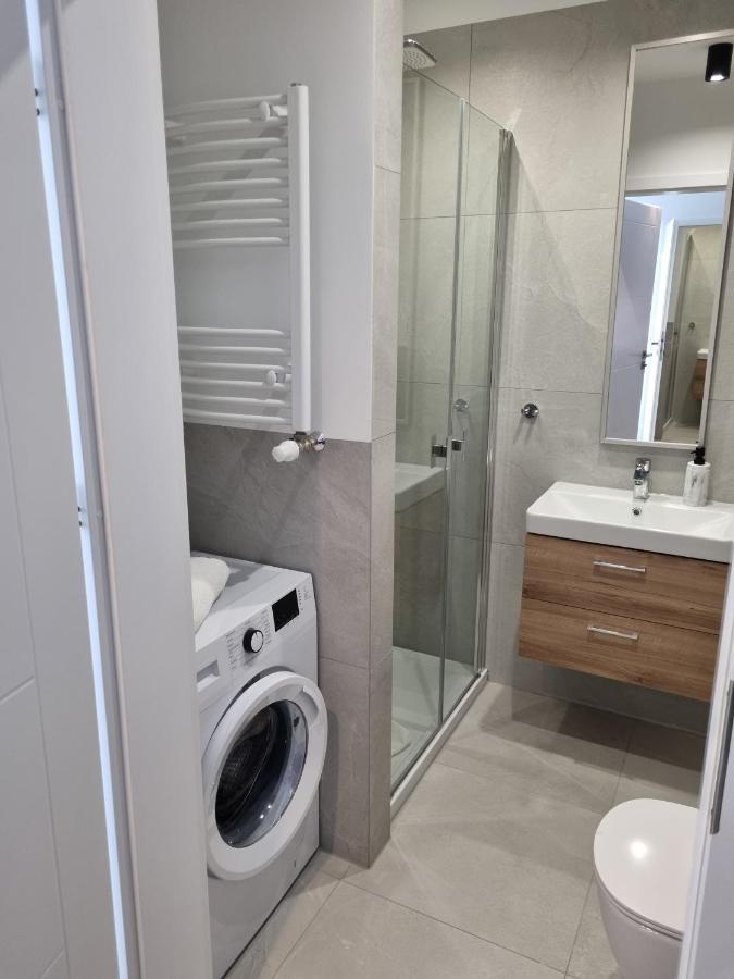 Jbhotels Apartament Comfort Hanza Tower Szczecin Exterior photo